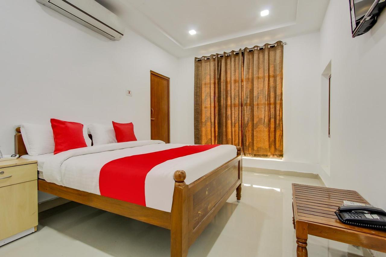 Oyo 69625 Mayuraa Residency Hotel Kumbakonam Kültér fotó