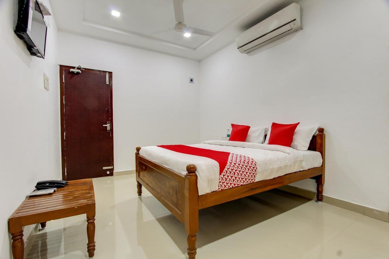 Oyo 69625 Mayuraa Residency Hotel Kumbakonam Kültér fotó