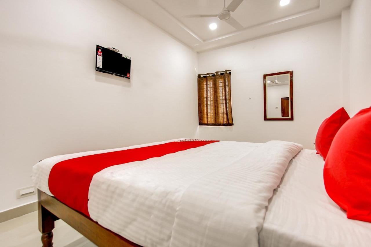 Oyo 69625 Mayuraa Residency Hotel Kumbakonam Kültér fotó
