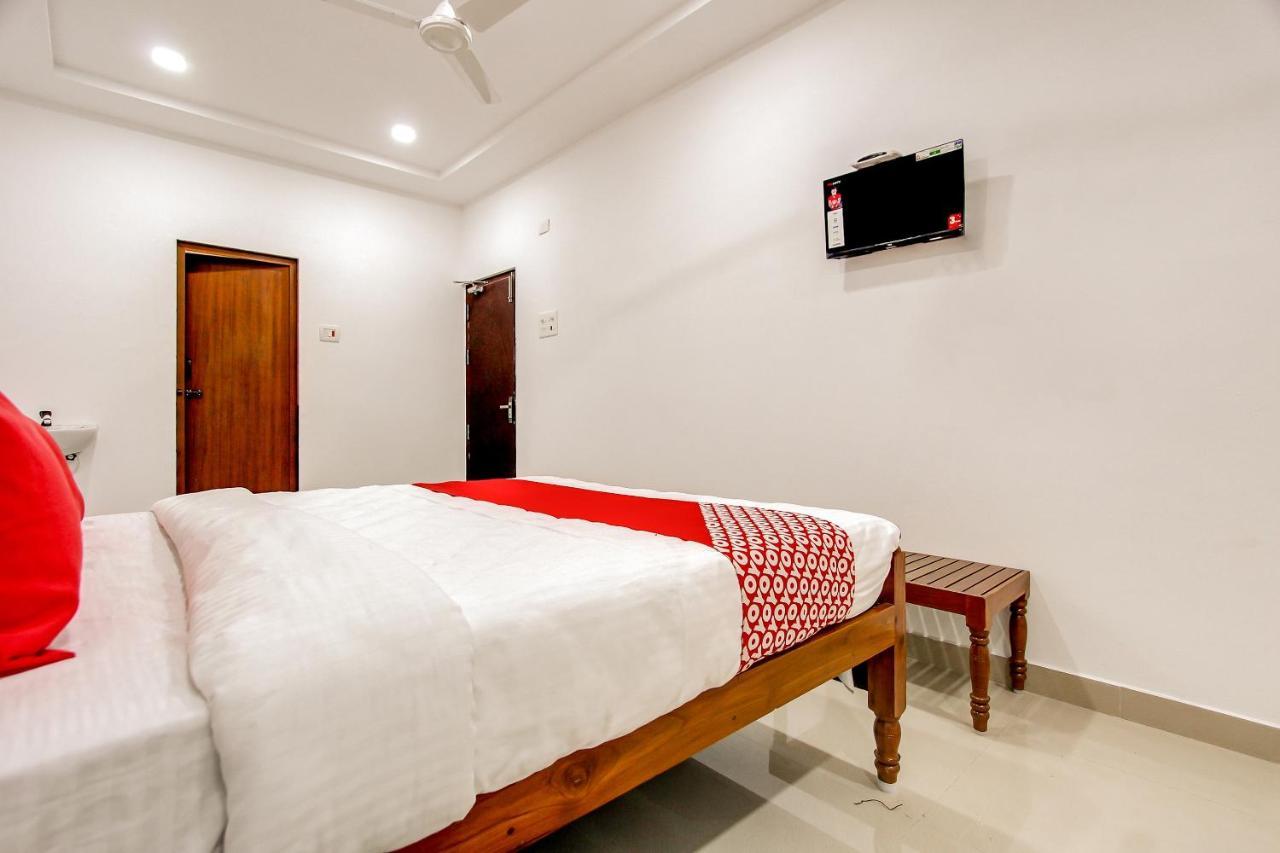 Oyo 69625 Mayuraa Residency Hotel Kumbakonam Kültér fotó