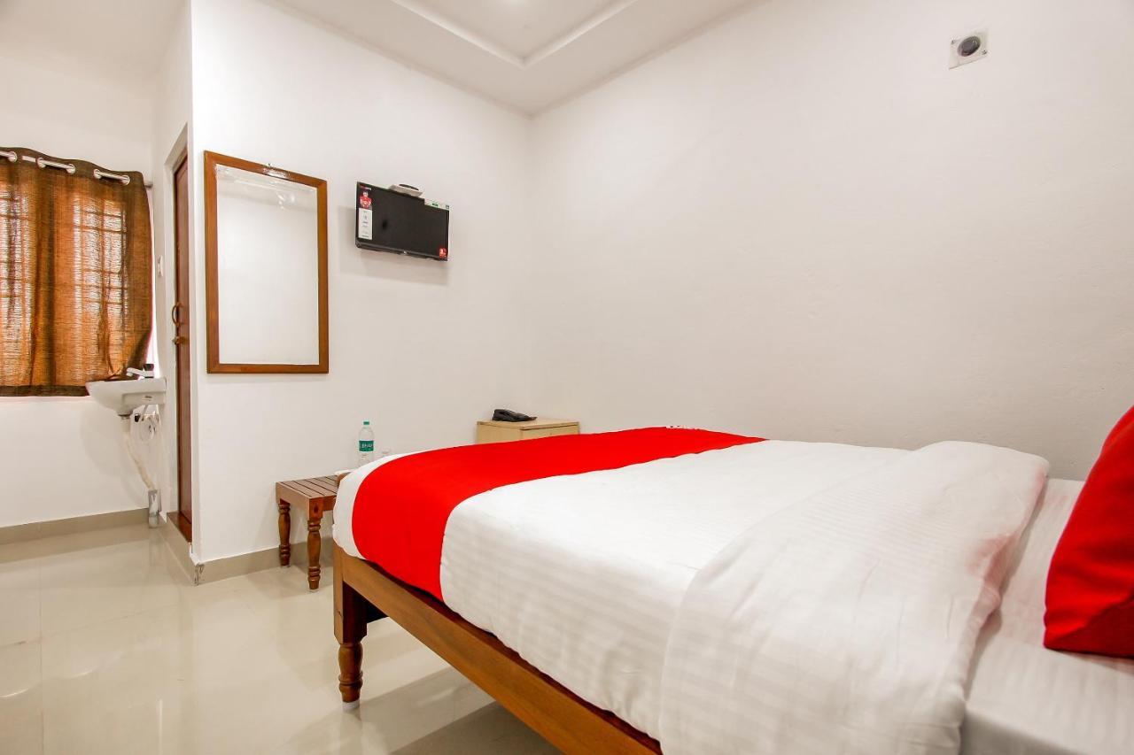 Oyo 69625 Mayuraa Residency Hotel Kumbakonam Kültér fotó