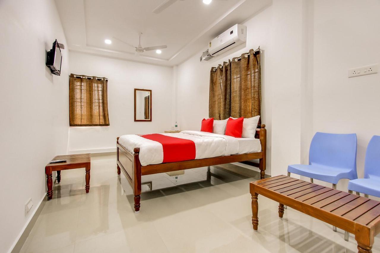 Oyo 69625 Mayuraa Residency Hotel Kumbakonam Kültér fotó