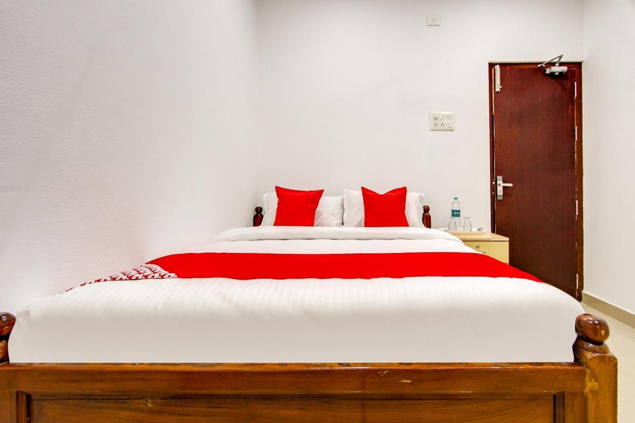 Oyo 69625 Mayuraa Residency Hotel Kumbakonam Kültér fotó